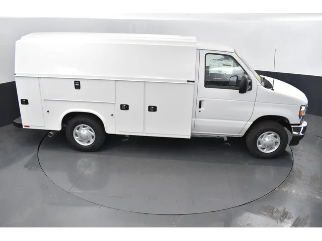 Nuevos FORD E-350SD à Estados chez autogozo