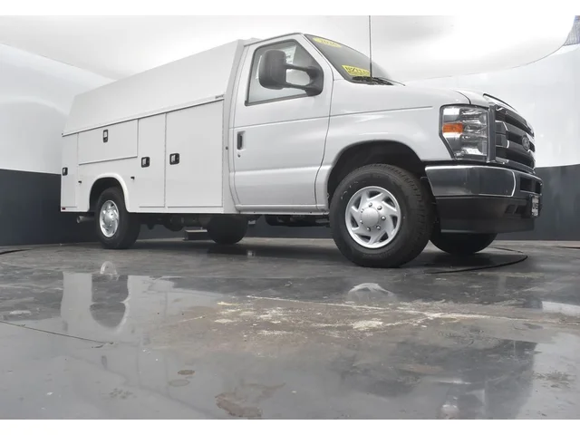 Nuevos FORD E-350SD à Estados chez autogozo