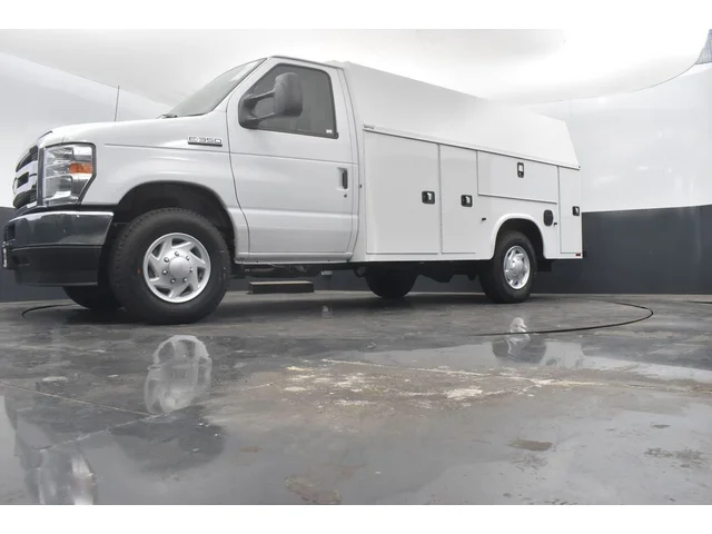Nuevos FORD E-350SD à Estados chez autogozo