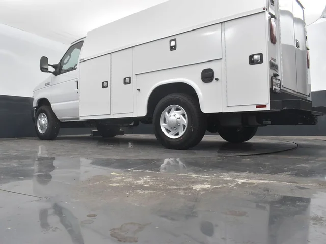 Nuevos FORD E-350SD à Estados chez autogozo