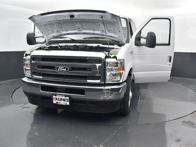 Nuevos FORD E-350SD à Estados chez autogozo