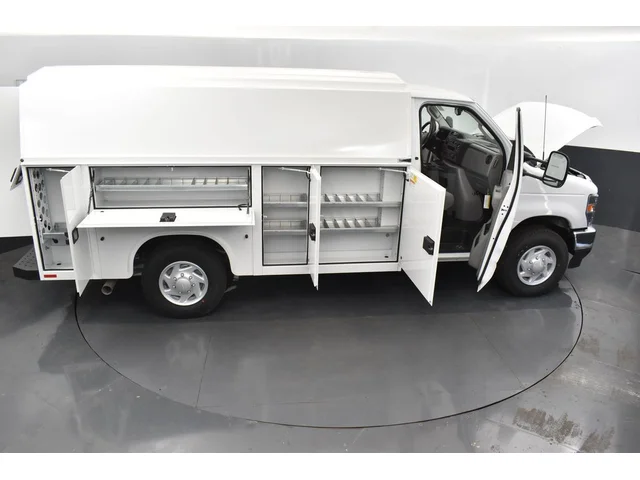 Nuevos FORD E-350SD à Estados chez autogozo