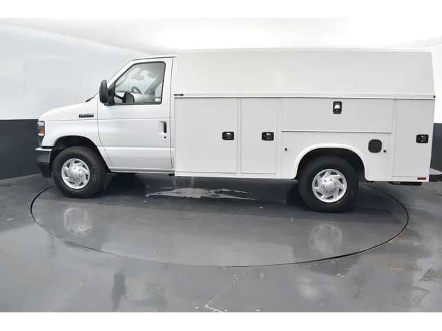 Nuevos FORD E-350SD à Estados chez autogozo