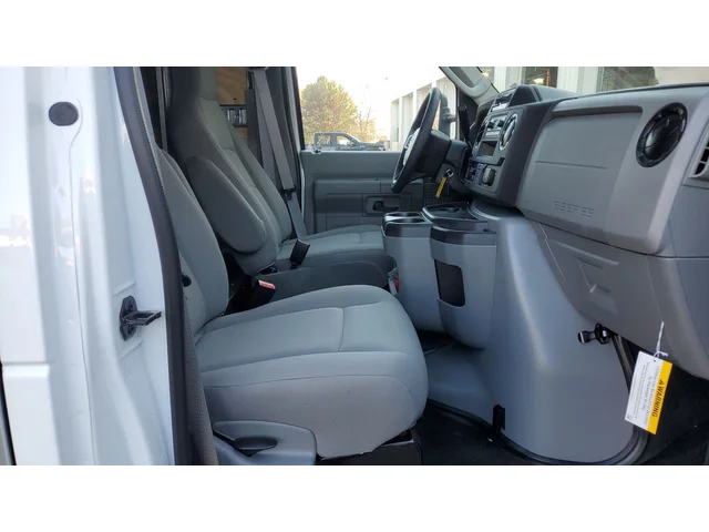 Nuevos FORD E-350SD à Estados chez autogozo
