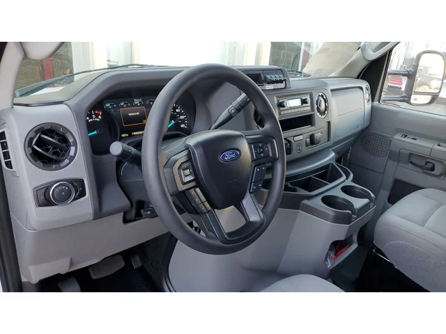 Nuevos FORD E-350SD à Estados chez autogozo