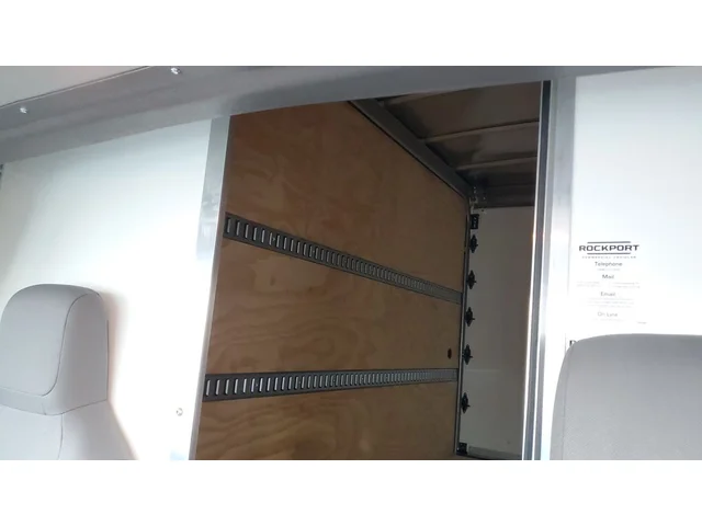 Nuevos FORD E-350SD à Estados chez autogozo