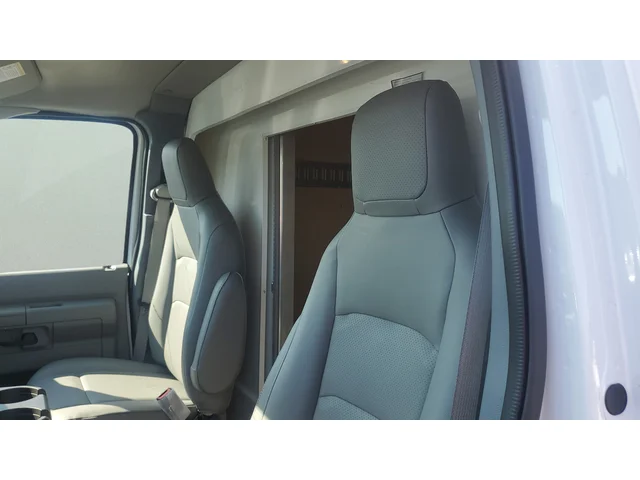 Nuevos FORD E-350SD à Estados chez autogozo