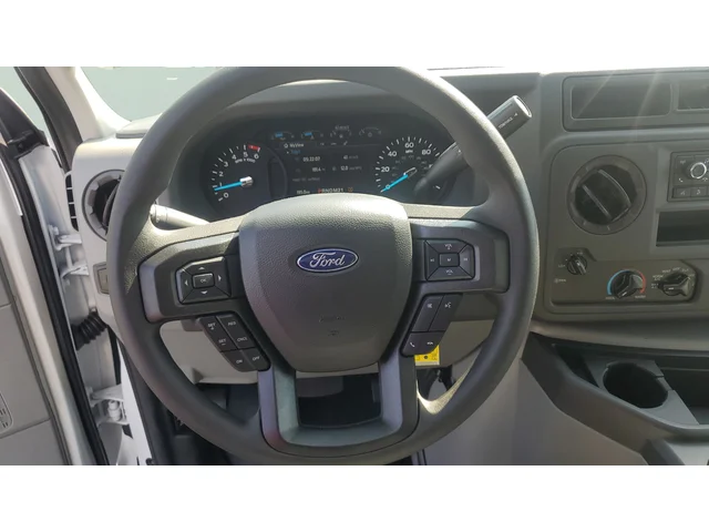 Nuevos FORD E-350SD à Estados chez autogozo