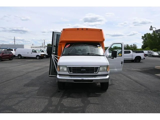 SEMINUEVOS FORD E-450SD a Estados en autogozo