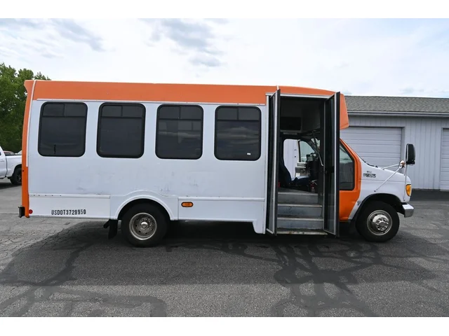 SEMINUEVOS FORD E-450SD a Estados en autogozo