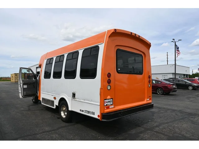SEMINUEVOS FORD E-450SD a Estados en autogozo
