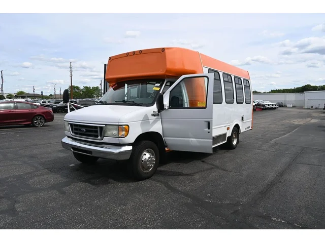 SEMINUEVOS FORD E-450SD a Estados en autogozo