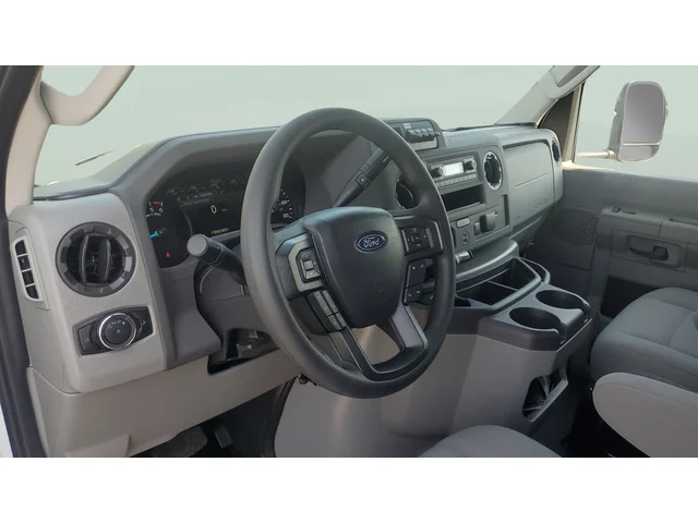 Nuevos FORD E-450SD à Estados chez autogozo