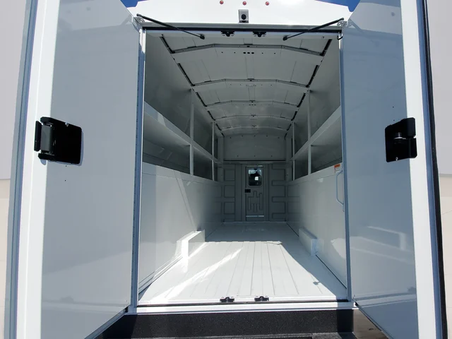Nuevos FORD E-450SD à Estados chez autogozo