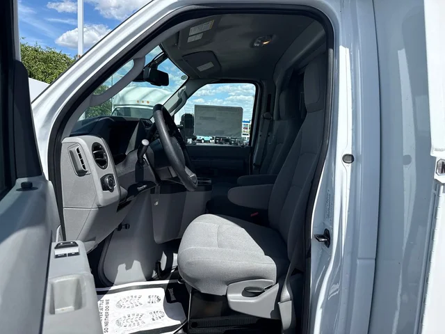 Nuevos FORD E-450SD à Estados chez autogozo