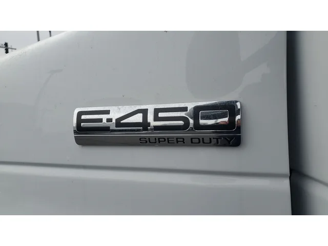 Nuevos FORD E-450SD à Estados chez autogozo