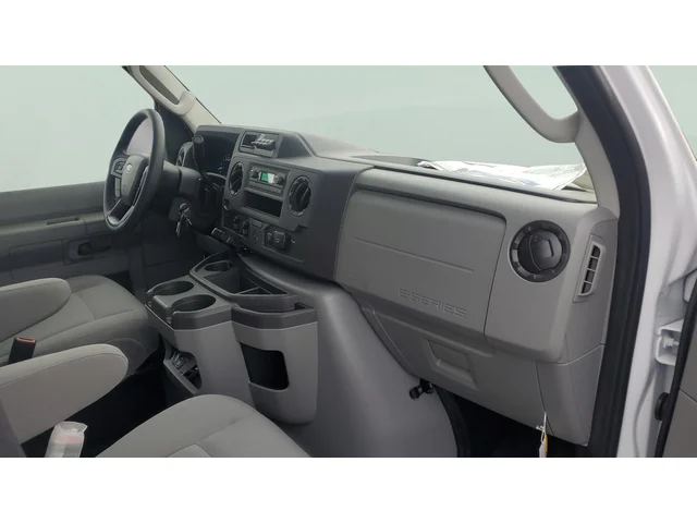 Nuevos FORD E-450SD à Estados chez autogozo