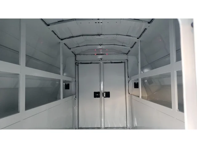 Nuevos FORD E-450SD à Estados chez autogozo