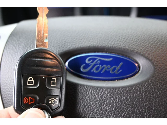 SEMINUEVOS FORD Explorer a Estados en autogozo