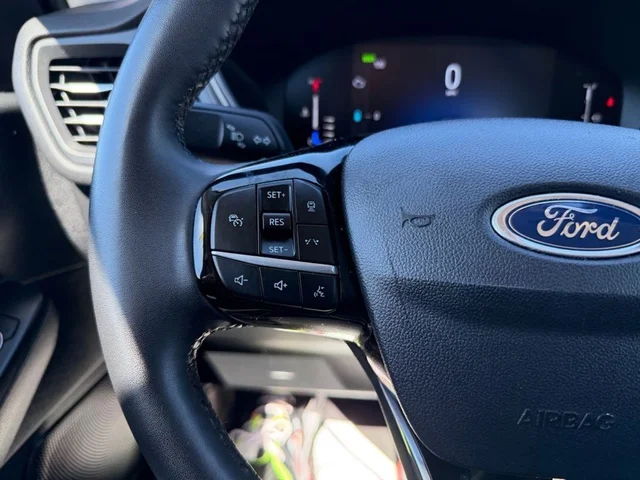 SEMINUEVOS FORD Escape Plug-In Hybrid a Estados en autogozo