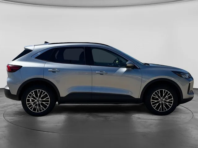 SEMINUEVOS FORD Escape Plug-In Hybrid a Estados en autogozo