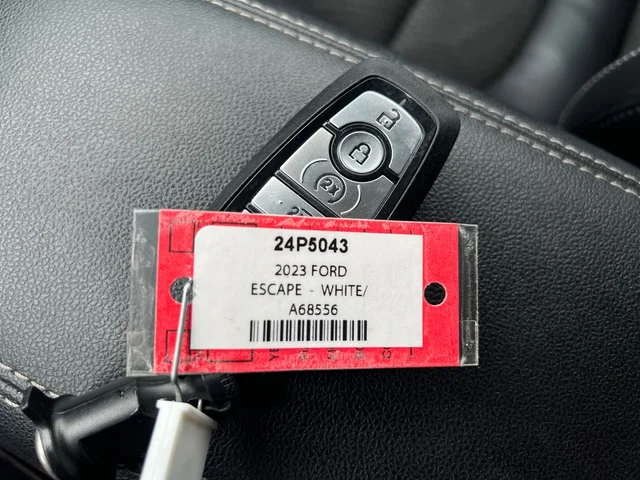 SEMINUEVOS FORD Escape Plug-In Hybrid a Estados en autogozo