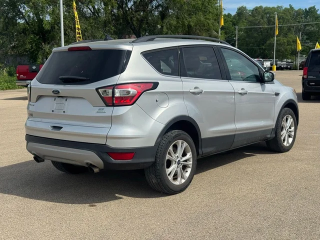 SEMINUEVOS FORD Escape a Estados en autogozo