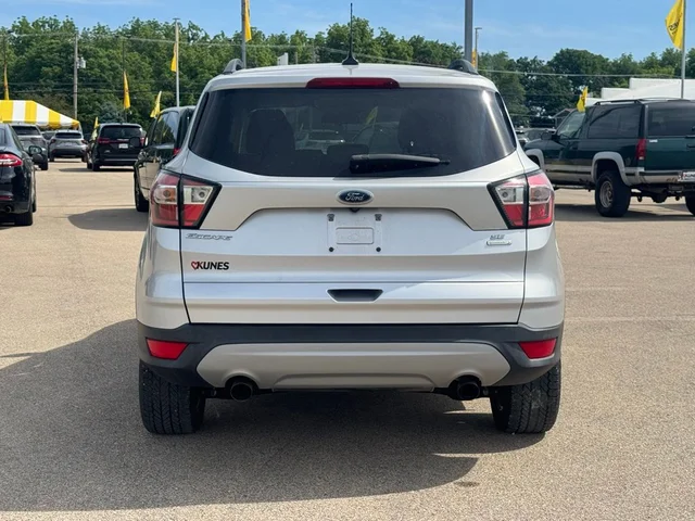 SEMINUEVOS FORD Escape a Estados en autogozo