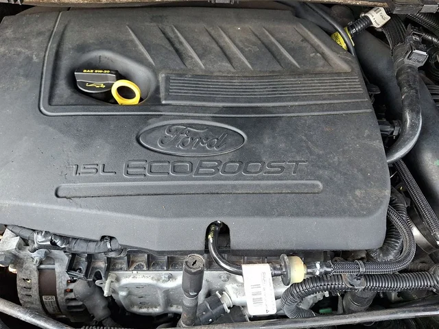 SEMINUEVOS FORD Escape a Estados en autogozo