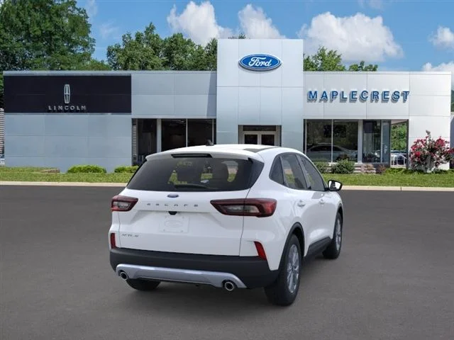 Nuevos FORD ESCAPE at Maplecrest Ford Lincoln of Union in Vauxhall