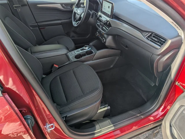 SEMINUEVOS FORD Escape at Kennesaw, in Town Center Nissan