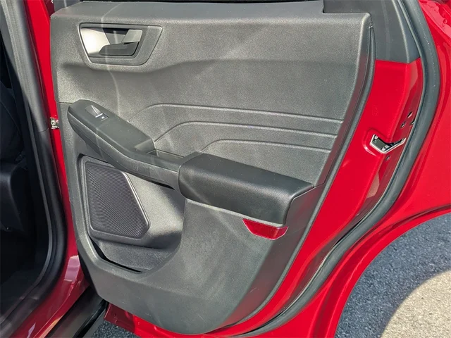 SEMINUEVOS FORD Escape at Kennesaw, in Town Center Nissan