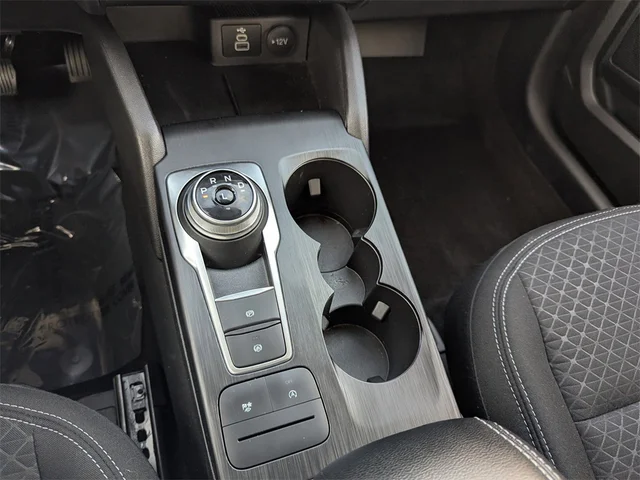 SEMINUEVOS FORD Escape at Kennesaw, in Town Center Nissan