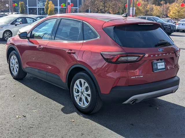 SEMINUEVOS FORD Escape at Kennesaw, in Town Center Nissan