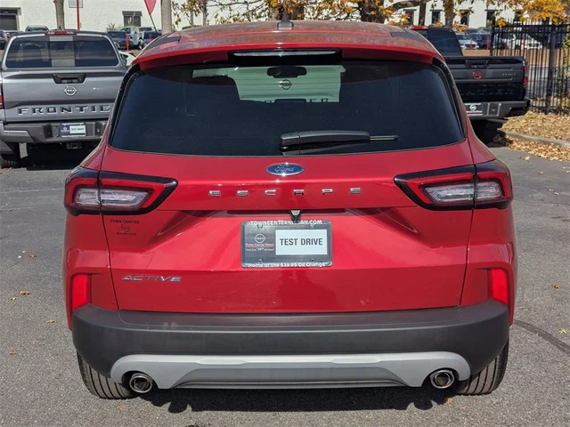 SEMINUEVOS FORD Escape at Kennesaw, in Town Center Nissan