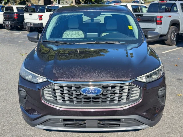 SEMINUEVOS FORD Escape at Kennesaw, in Town Center Nissan