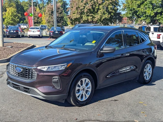 SEMINUEVOS FORD Escape at Kennesaw, in Town Center Nissan