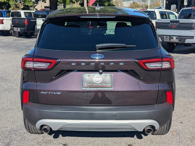 SEMINUEVOS FORD Escape at Kennesaw, in Town Center Nissan