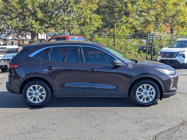 SEMINUEVOS FORD Escape at Kennesaw, in Town Center Nissan