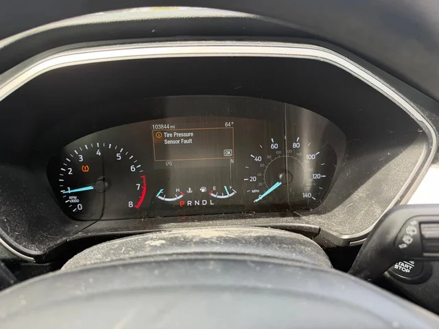 SEMINUEVOS FORD Escape a Estados en autogozo