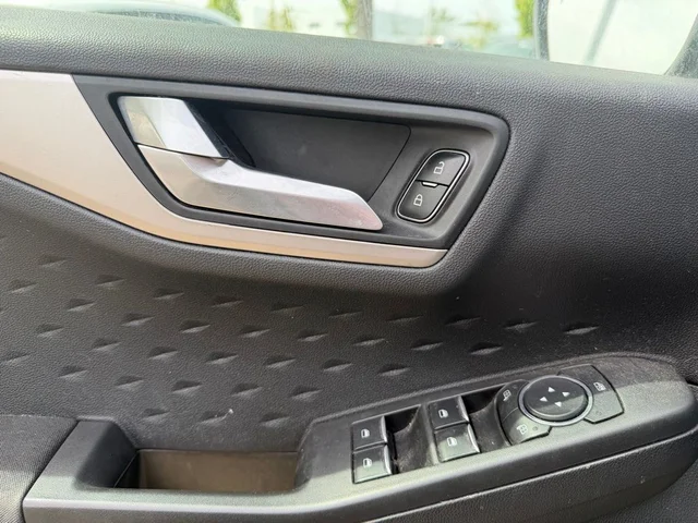 SEMINUEVOS FORD Escape a Estados en autogozo
