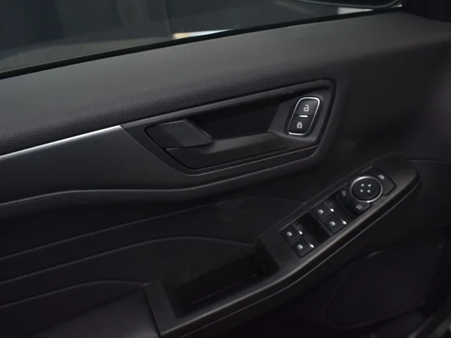 Nuevos FORD ESCAPE à Estados chez autogozo