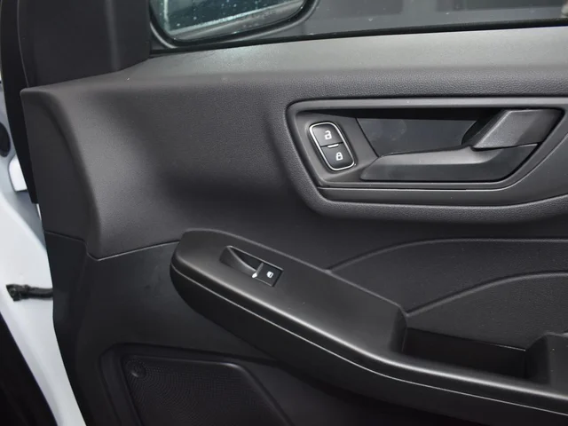Nuevos FORD ESCAPE à Estados chez autogozo