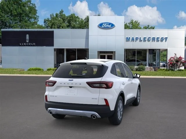 Nuevos FORD ESCAPE at Maplecrest Ford Lincoln of Union in Vauxhall