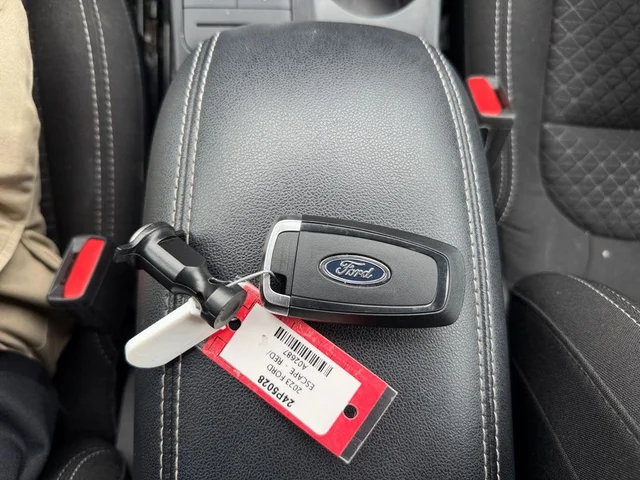SEMINUEVOS FORD Escape a Estados en autogozo