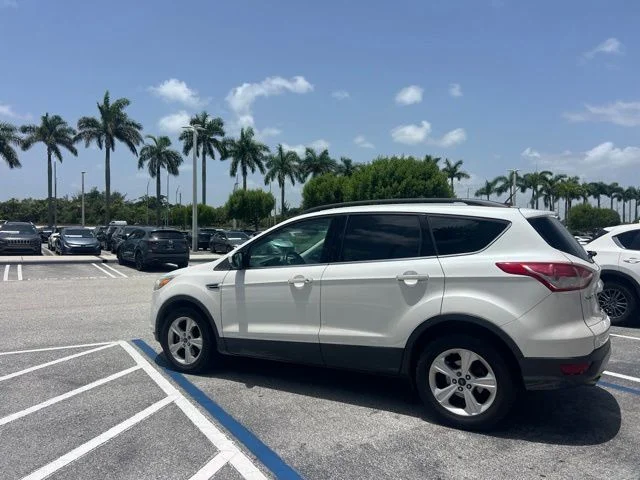 SEMINUEVOS FORD Escape a Estados en autogozo
