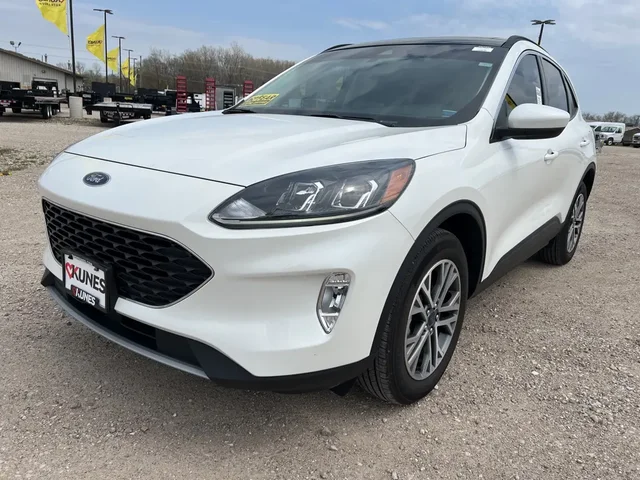 SEMINUEVOS FORD Escape a Estados en autogozo