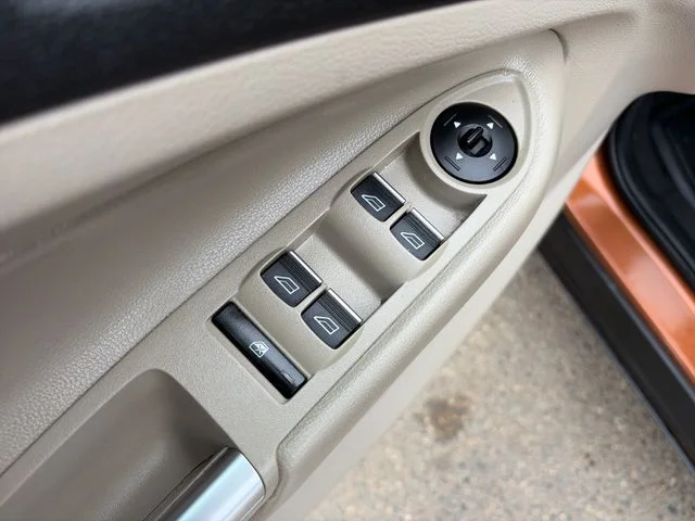SEMINUEVOS FORD Escape a Estados en autogozo