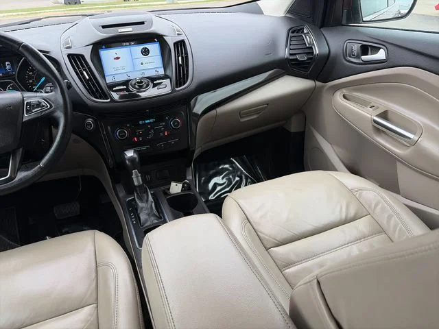 SEMINUEVOS FORD Escape a Estados en autogozo