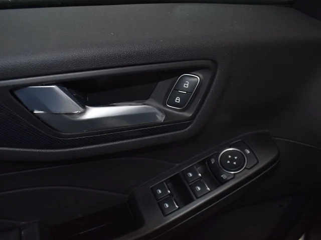 Nuevos FORD ESCAPE à Estados chez autogozo